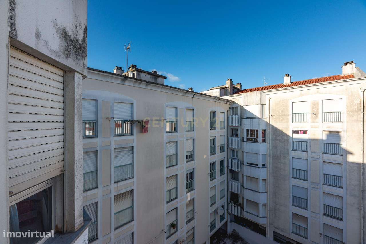 Apartamento T3 à Venda – Rio de Mouro-16