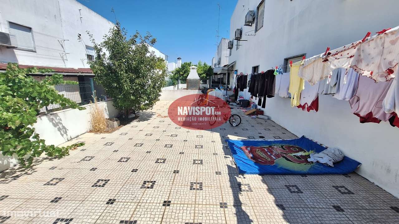 T2 com Quintais e Garagem no Bairro das Corunheiras | Évora-13