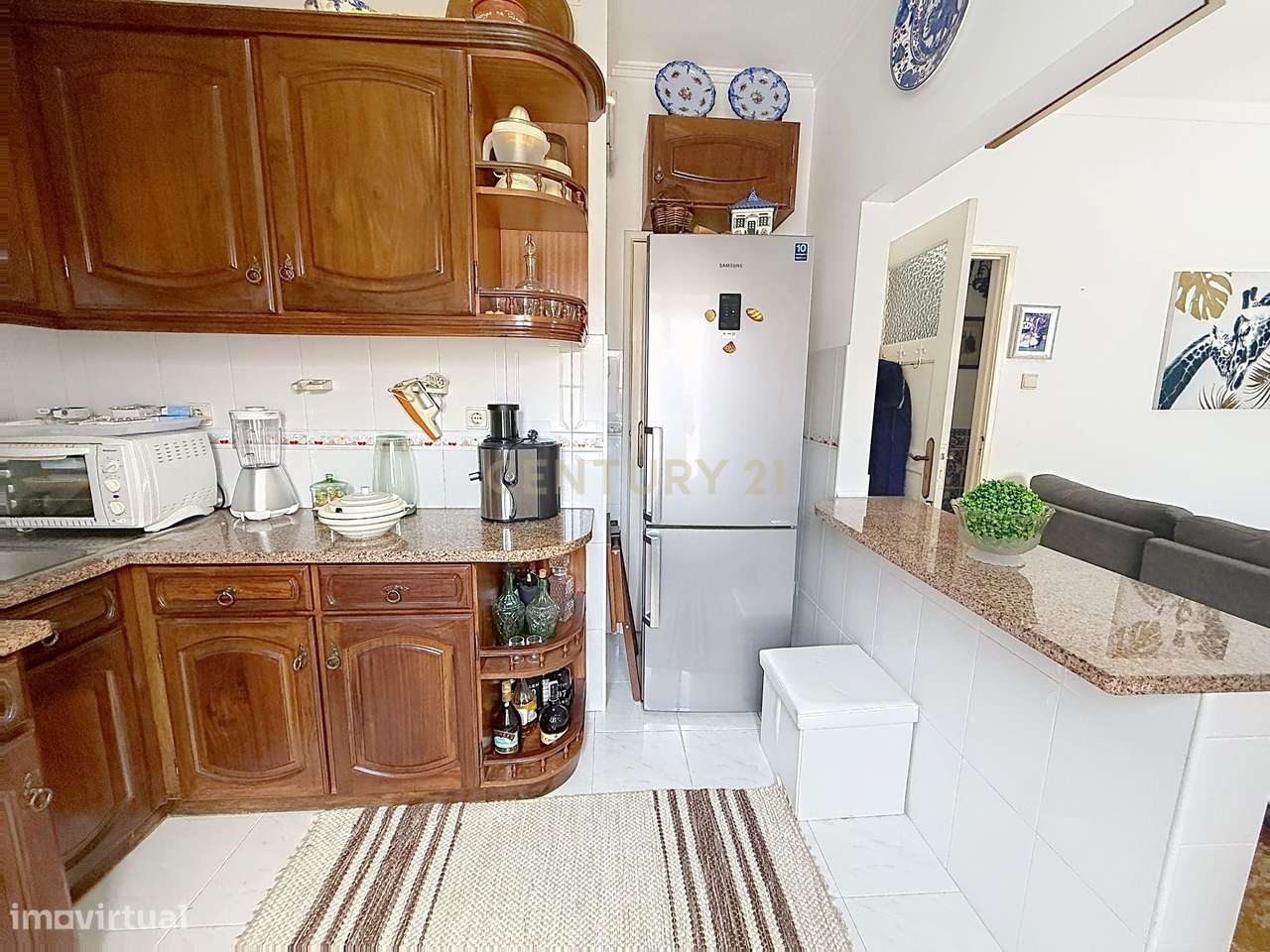 Apartamento T2 no Centro Histórico da Nazaré com Vista Mar-16
