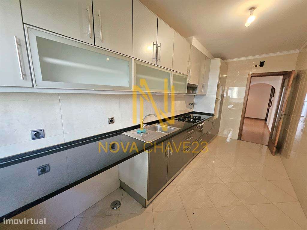 T3 Alto do Colaride, excelentes áreas, 2 WC-5