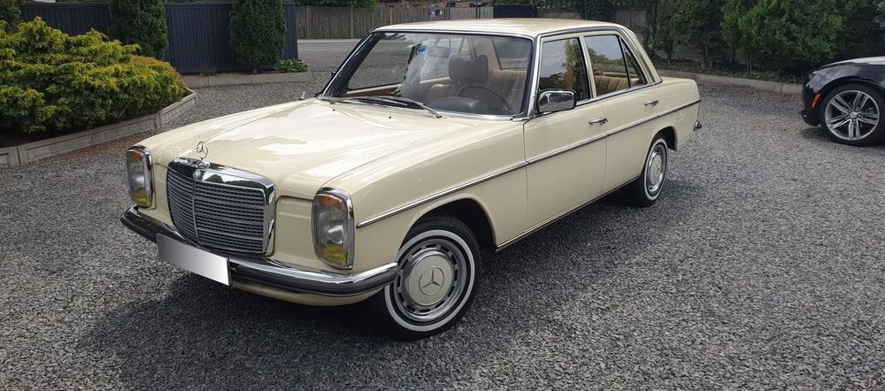 Mercedes-benz  mercedes-benz w114/115 1976