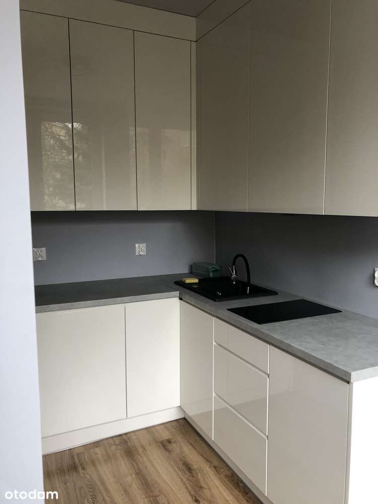 mieszkanie po generalnym remoncie Stare Miasto, idealne też na biuro - Pełny obrazek: 4/7