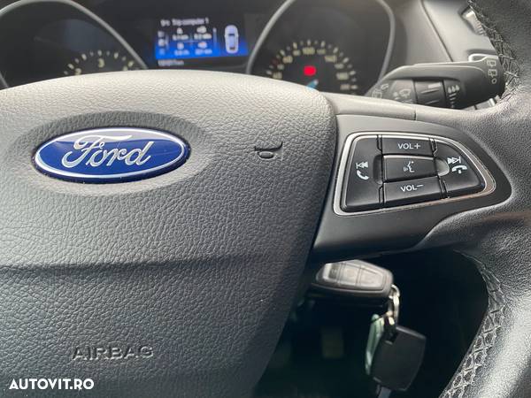 Ford Focus 1.5 TDCi Trend - 24