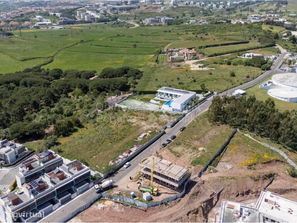 Moradia T5 com piscina e Campo de Padel em Barcarena, Oeiras-14
