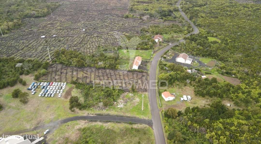 Terreno com viabilidade de construção nas Bandeiras - Grande imagem: 4/4