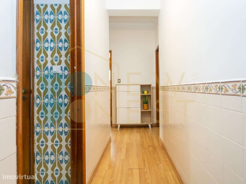Apartamento T2 Rua Abel Salazar com 4 marquises - Hospital | Setúbal-16