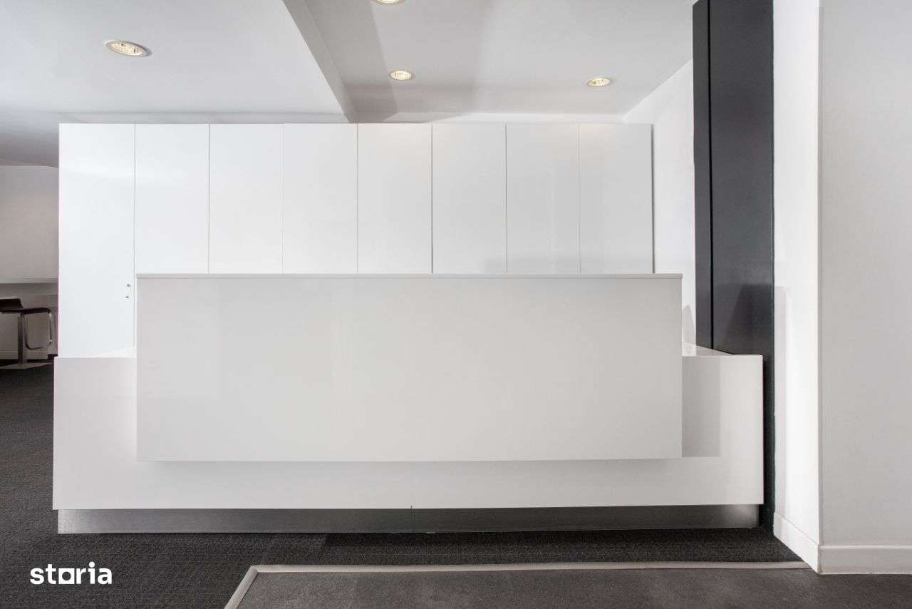 Spațiu de co-working în Regus Charles de Gaulle Plaza - Imagine principală: 3/10