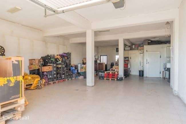 Vendo moradia T5 - Grande imagem: 4/5