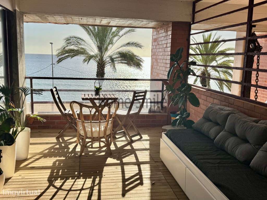 T1 + 1 NA PRIMEIRA LINHA. ALOJAMENTO LOCAL. PRAIA DA CALIFORNIA-26