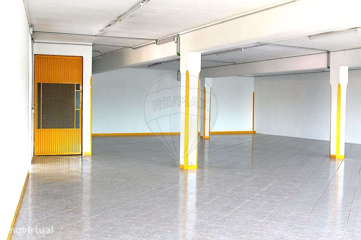 Outros - Comercial  para arrendamento - Grande imagem: 2/16