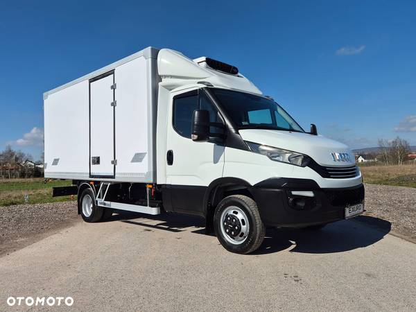 Iveco DAILY 50C15 50-150 CHŁODNIA 8-PALET CARRIER VIENTO 300 SALON PL BOCZNE DRZWI 2017R - 1