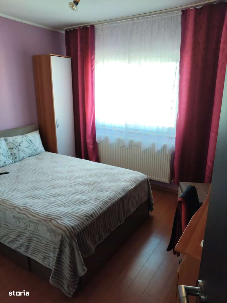 Urgent!2 Camere Zona Tractorul Langa Piață și Mall Coresi! - Imagine principală: 2/15