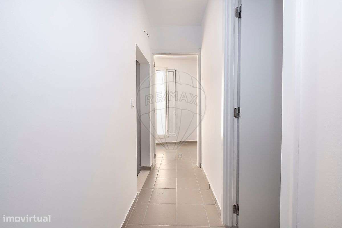 Moradia T2 para venda-7