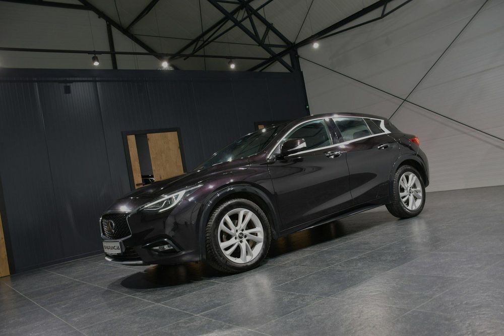 Infiniti Q30 1.6t DCT Premium Tech 2017