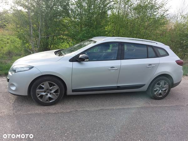 Renault Megane 1.5 dCi Authentique - 5