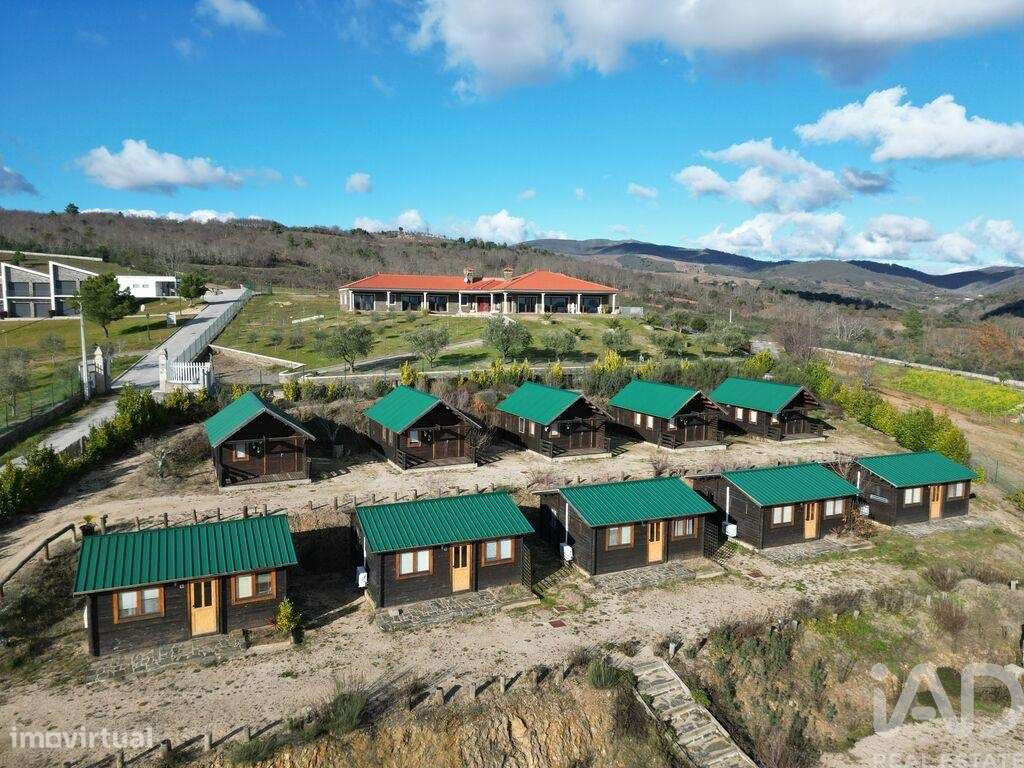 Casa de Campo T10 em Podence e Santa Combinha de 380,00 m2 - Grande imagem: 3/30