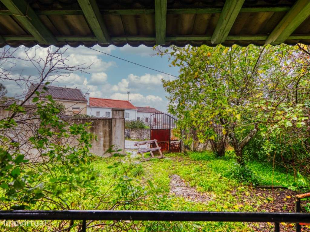 Conjunto de Dois Prédios Urbanos para Venda na Carregueira , Mação - Grande imagem: 2/35