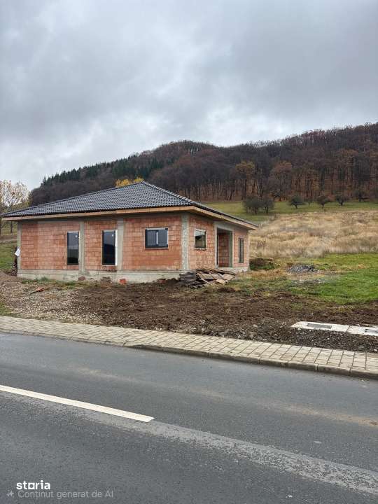 Casa de vanzare in zona Aerodromului – priveliste unica spre oras - Imagine principală: 5/6