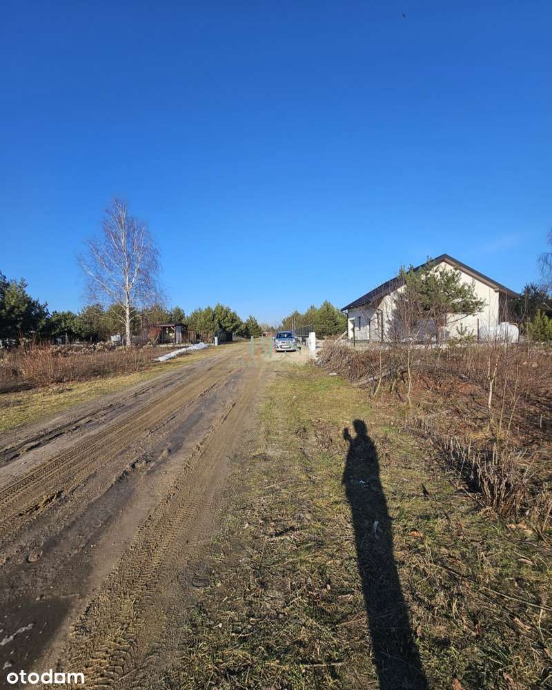 skrzynka energetyczna przy działce-4