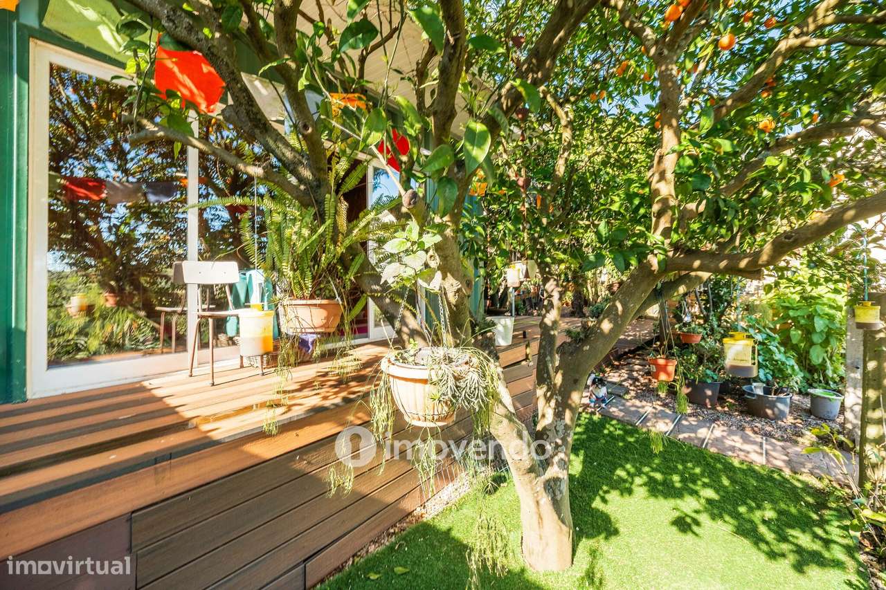 Moradia T3 mais Anexo T1 e Anexo T0 independentes, em Barcarena-35