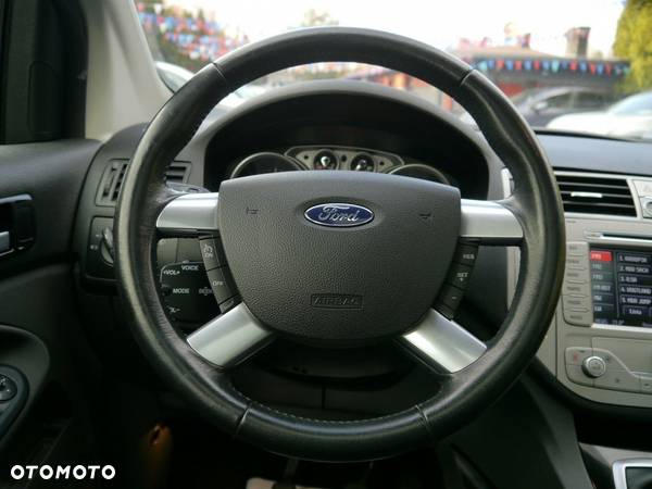 Ford Kuga - 15