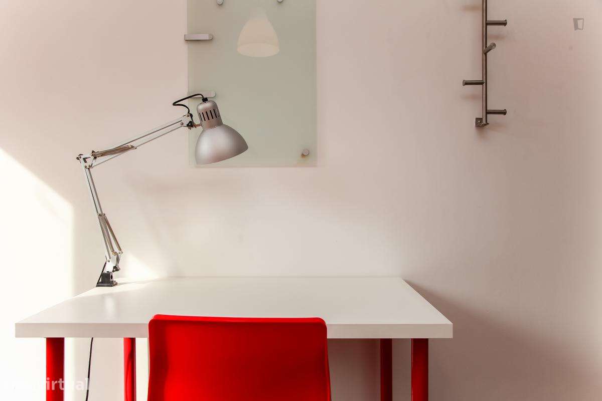 Quarto - localizado em Cidral Coimbra - Grande imagem: 4/25