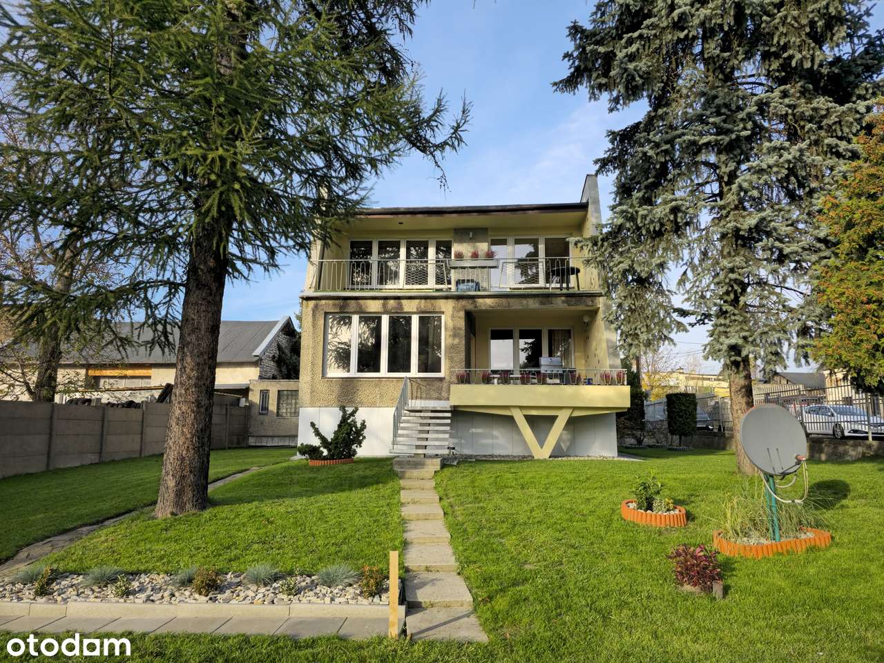 Unikalny dom wolnostojący znanego projektanta w centrum Czeladzi. Edit - Pełny obrazek: 4/20