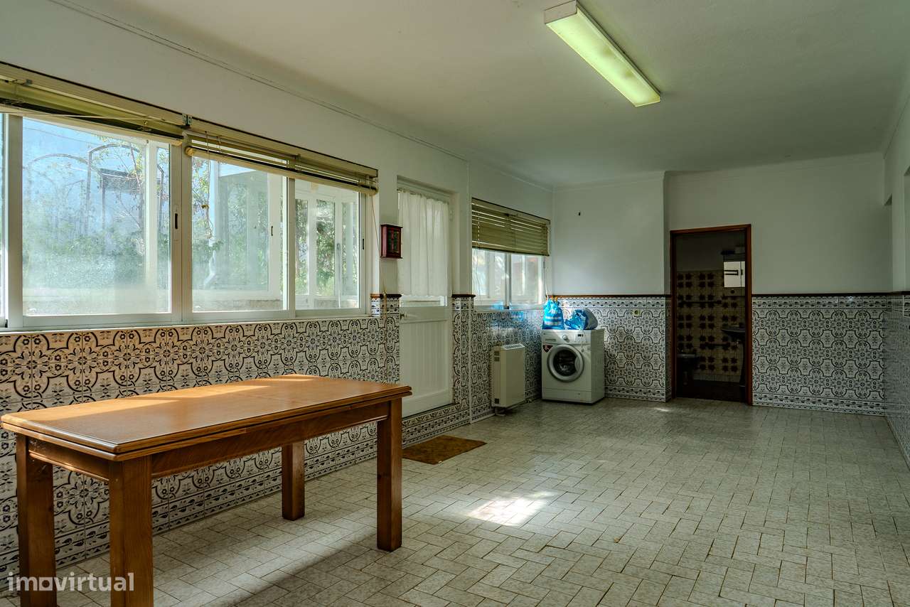 Moradia com Quintal e Garagem à Venda em Viana do Alentejo-31