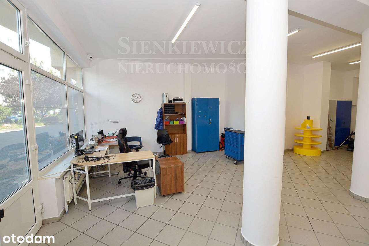 Lokal na Osiedlu Piaski-5