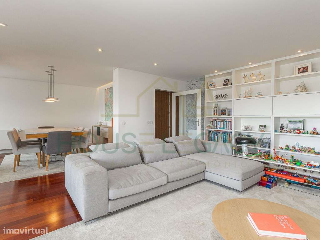 Apartamento T4 Luxuoso em Matosinhos-18