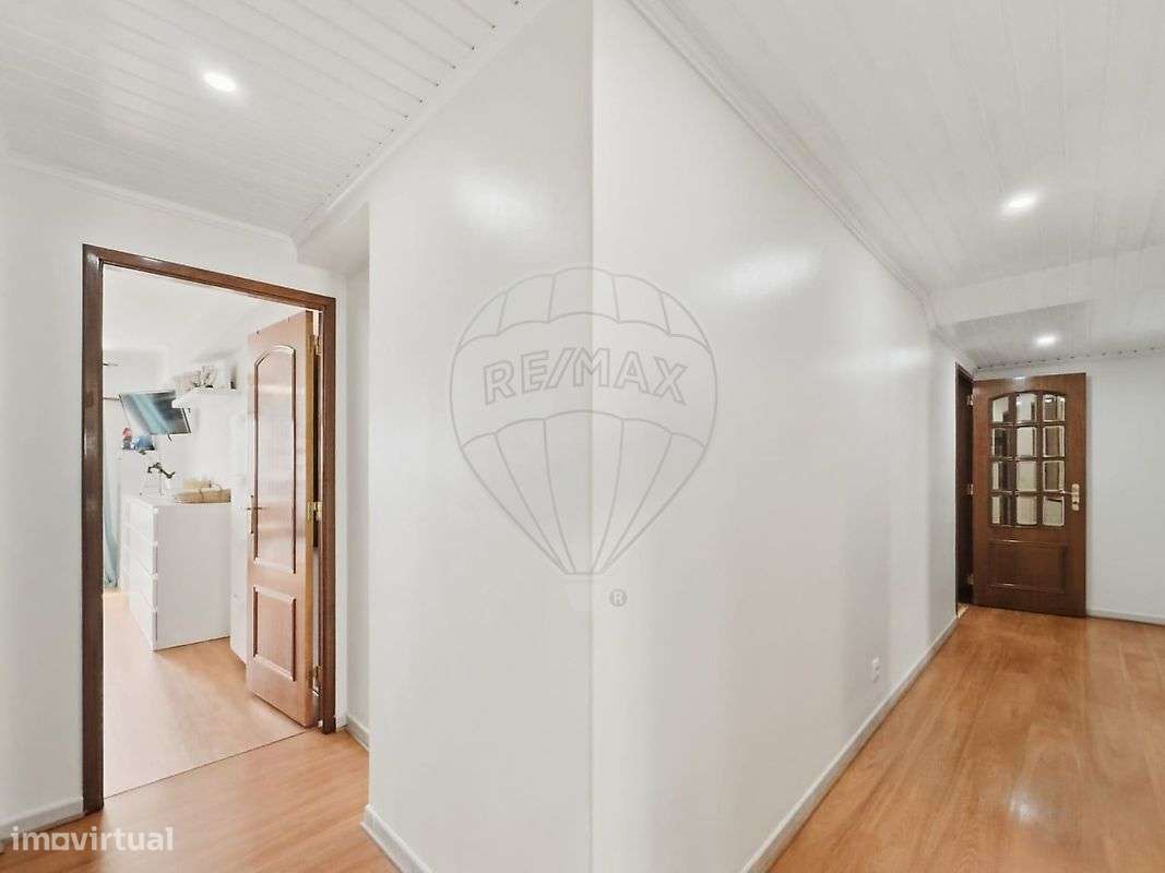 Apartamento T3 à venda em Sintra-22
