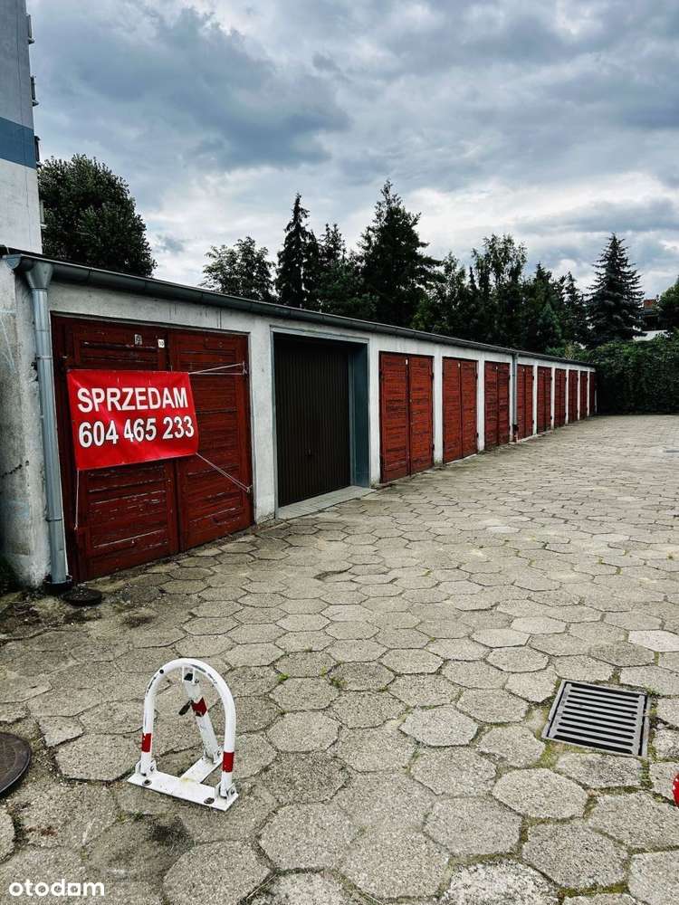 Idealny jako parking lub magazyn! - Pełny obrazek: 2/5