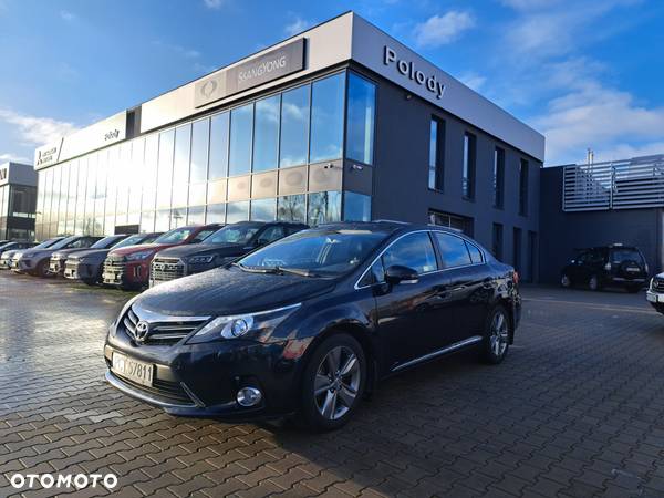 Toyota Avensis 1.8 Premium - 1