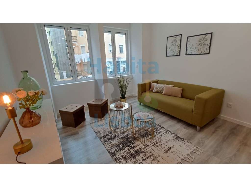 Apartamento T2 em São Domingos de Benfica | Remodelado - Grande imagem: 4/14