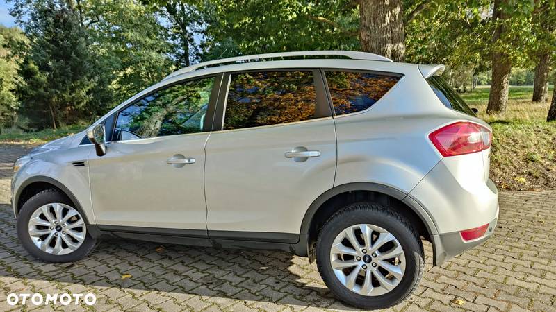 Ford Kuga 2.0 TDCi Titanium FWD - 6