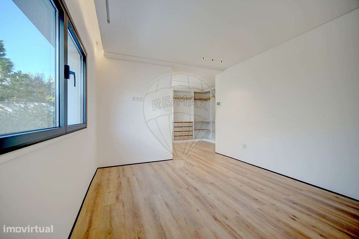 Moradia T5 para venda-29