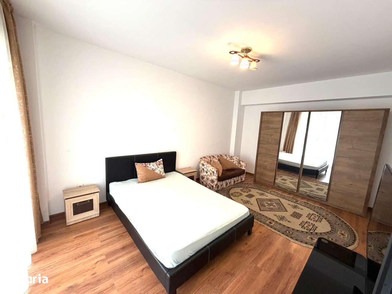 Garsonieră spatioasa  în Complexul Maurer, lângă Coresi Mall-0