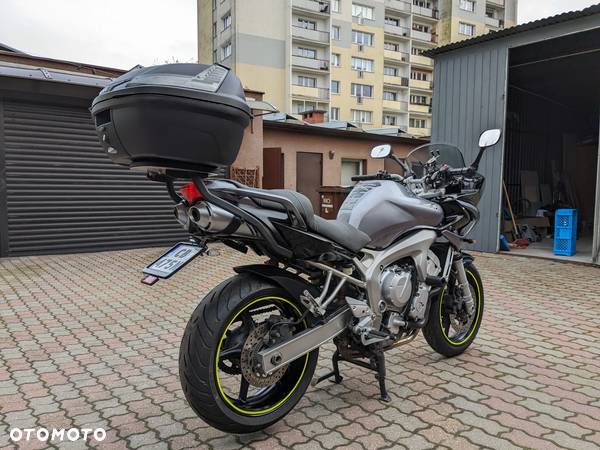 Yamaha FZ - 6