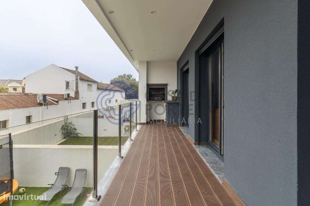 ApartamentoT3 Duplex na Amora -  Design contemporâneo, conforto e Excl-10