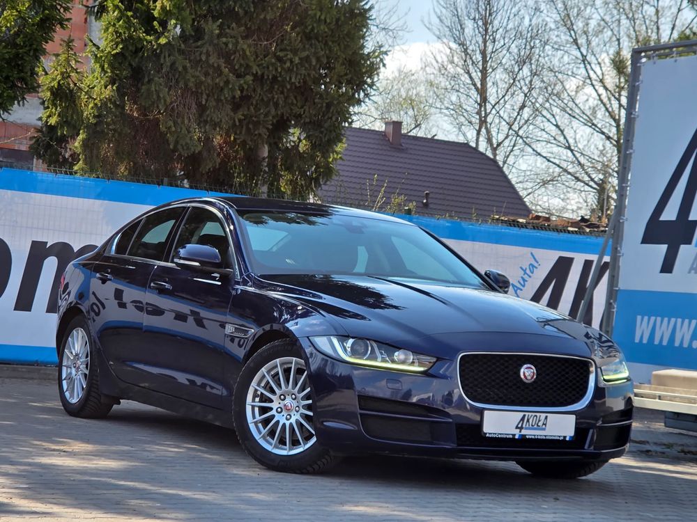 Jaguar XE E-Performance Portfolio 2017