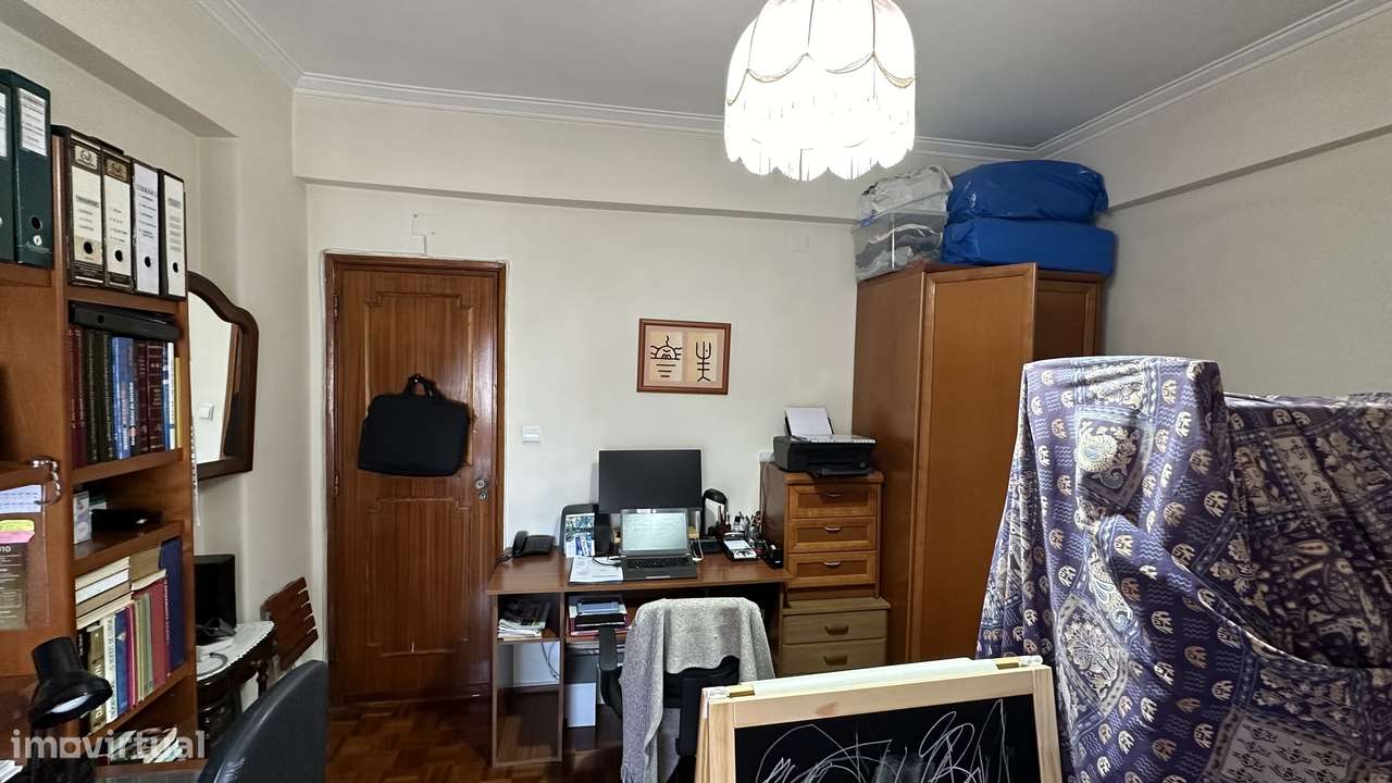 T3 Renovado Amadora , Águas livres-8