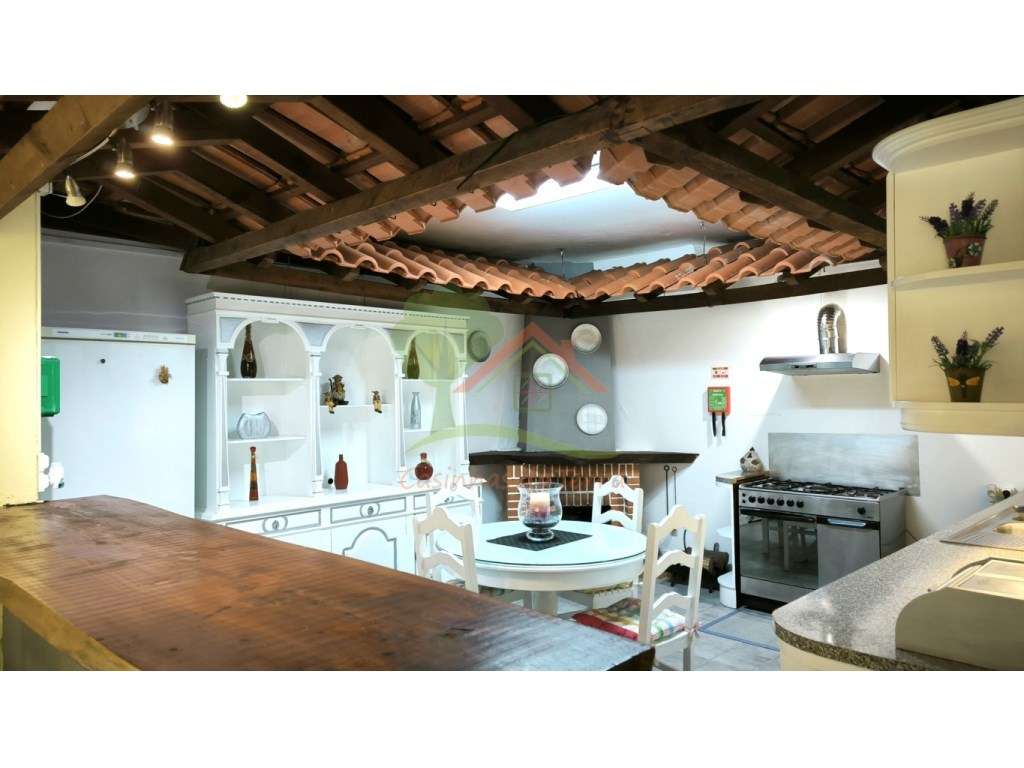 Moradia T5 com Vista de Mar Deslumbrante em Baleia, Carvoeira!-38