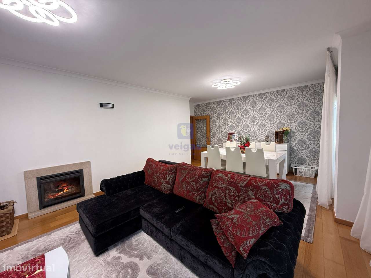 T3 como novo, 2 lugares de estacionamento, 2 arrecadações, prédio com - Grande imagem: 2/25