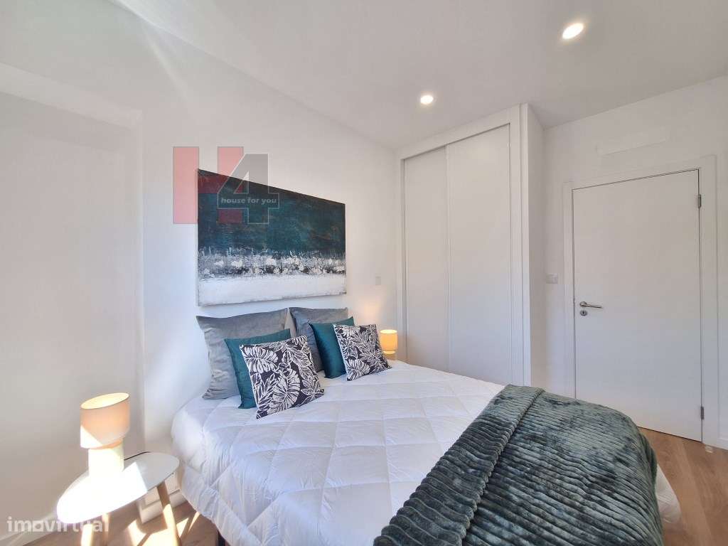 Apartamento T3 totalmente remodelado em Benfica-3