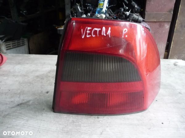 OPEL VECTRA B LIFT SEDAN HATCHBACK - 1