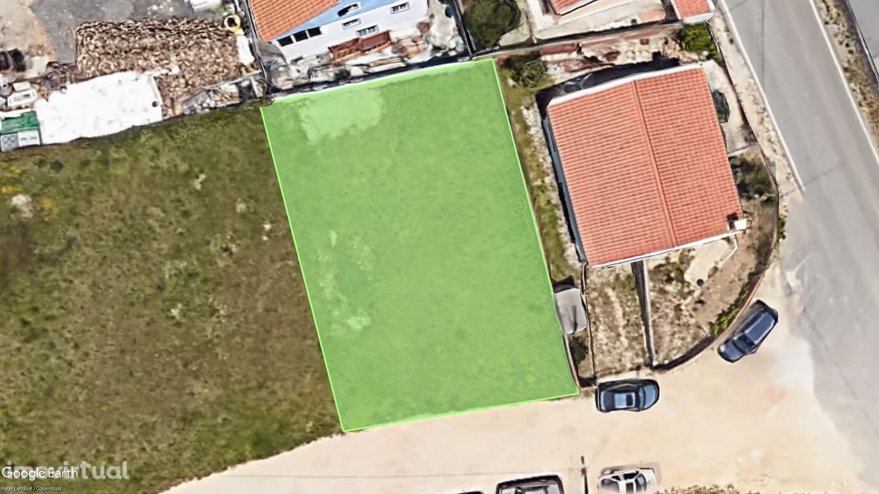 Terreno com 328m2para construção de moradia em Manique de Baixo, Casca