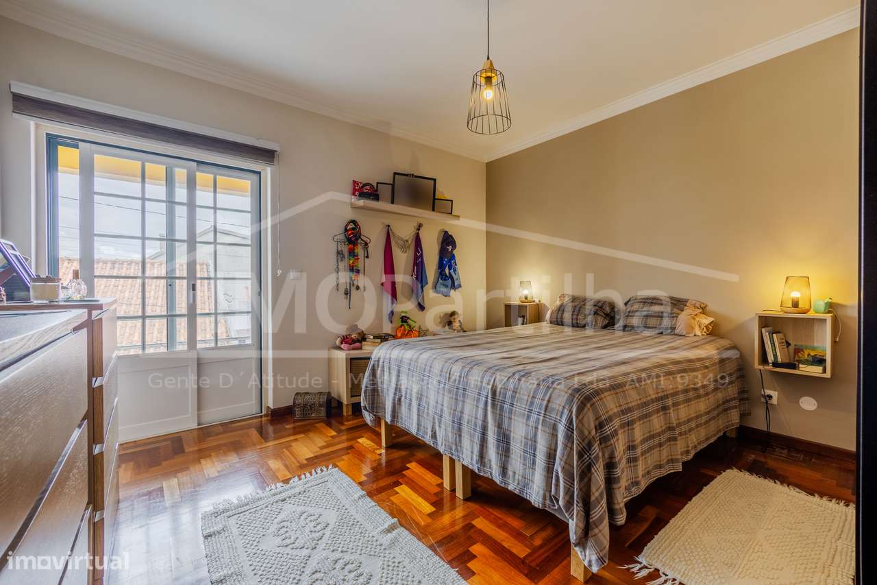 Moradia T5 Isolada com Potencial | 197 m² | São Domingos Rana-16