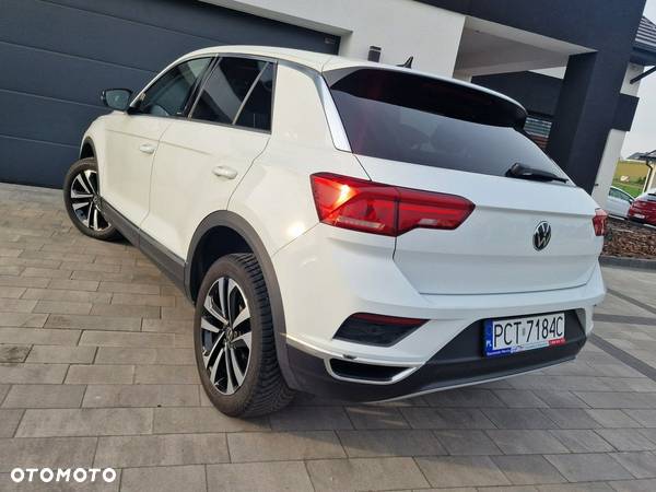 Volkswagen T-Roc - 22