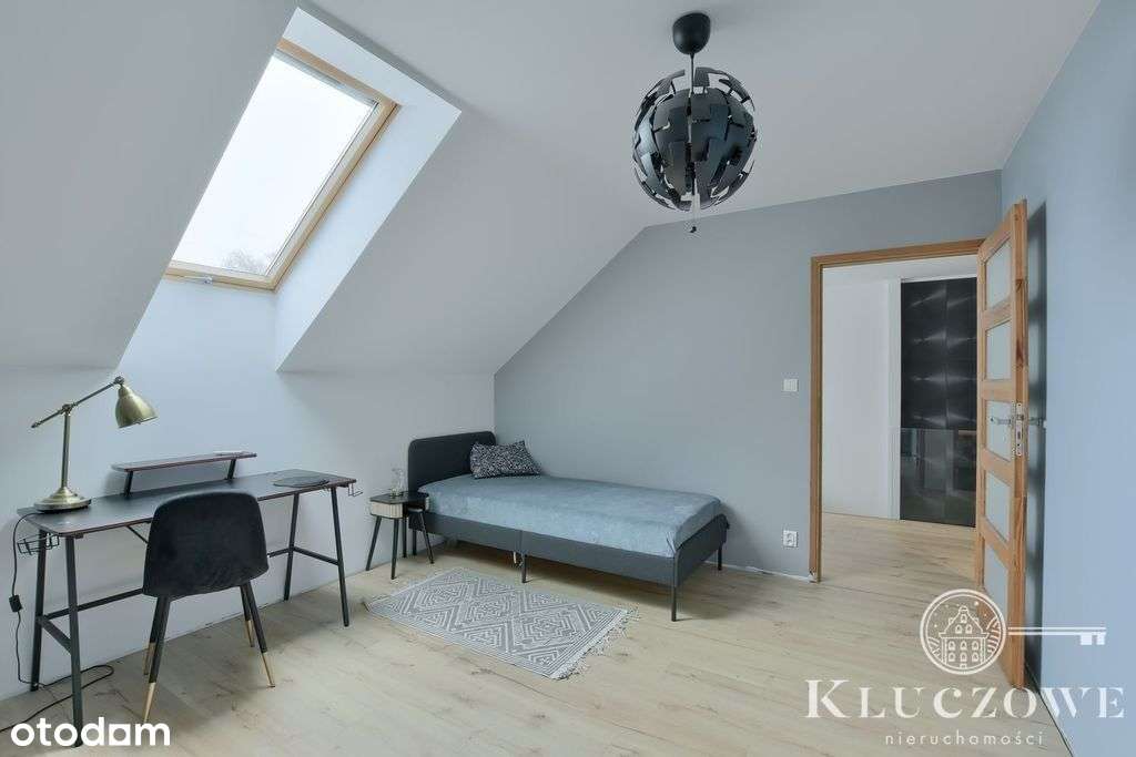 Bliźniak, narożna działka, 4 pokoje, garaż, taras.-15