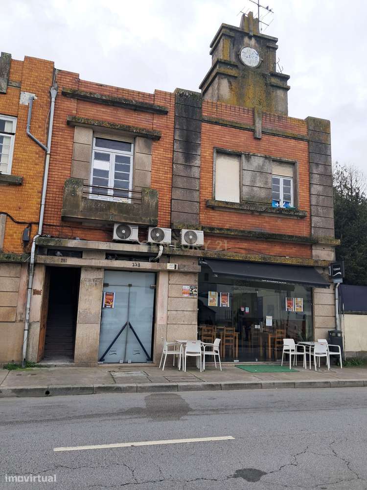 Loja com armazém na rua do Carvalhido - Porto - Grande imagem: 4/16